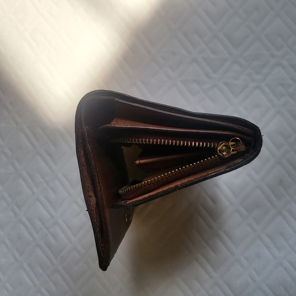 LOUIS VUITTON Monogram Porte Monnaie Billets Tresor Wallet - Picture 9 of 13